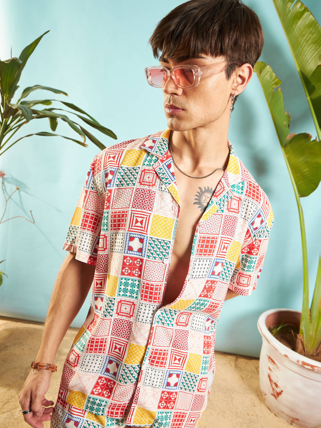 Men White &amp; Red Conversational Print Relax Fit Shirt