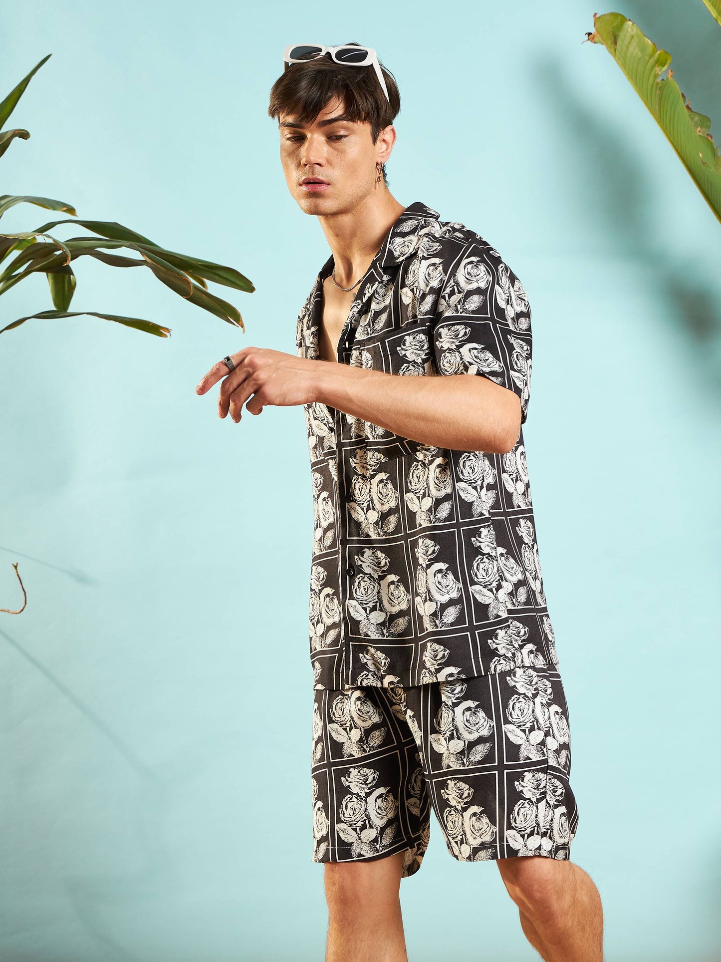 Men White & Black Floral Relax Fit Shirt