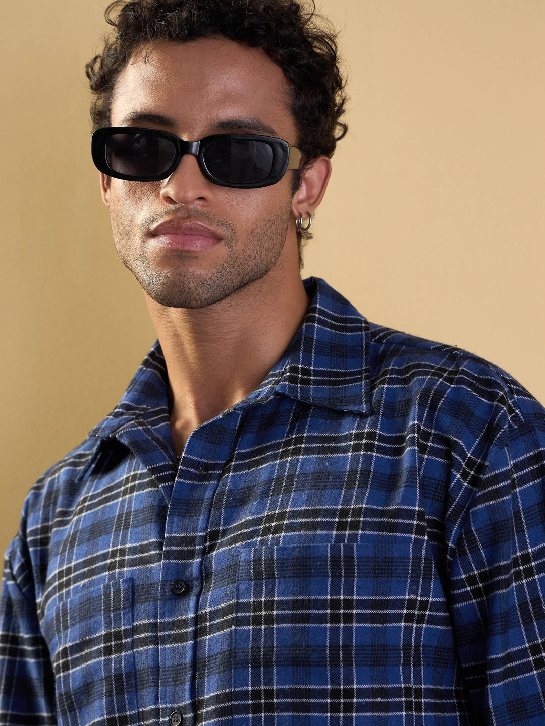 Men Blue &amp; Black Check Patch Pocket Oversize Shirt