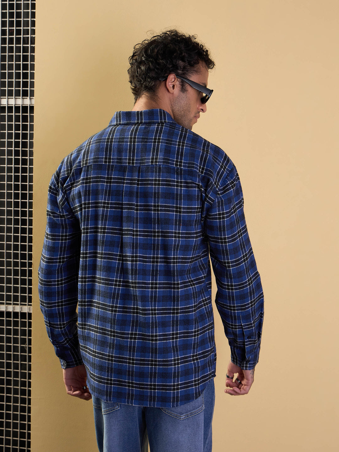 Men Blue &amp; Black Check Patch Pocket Oversize Shirt