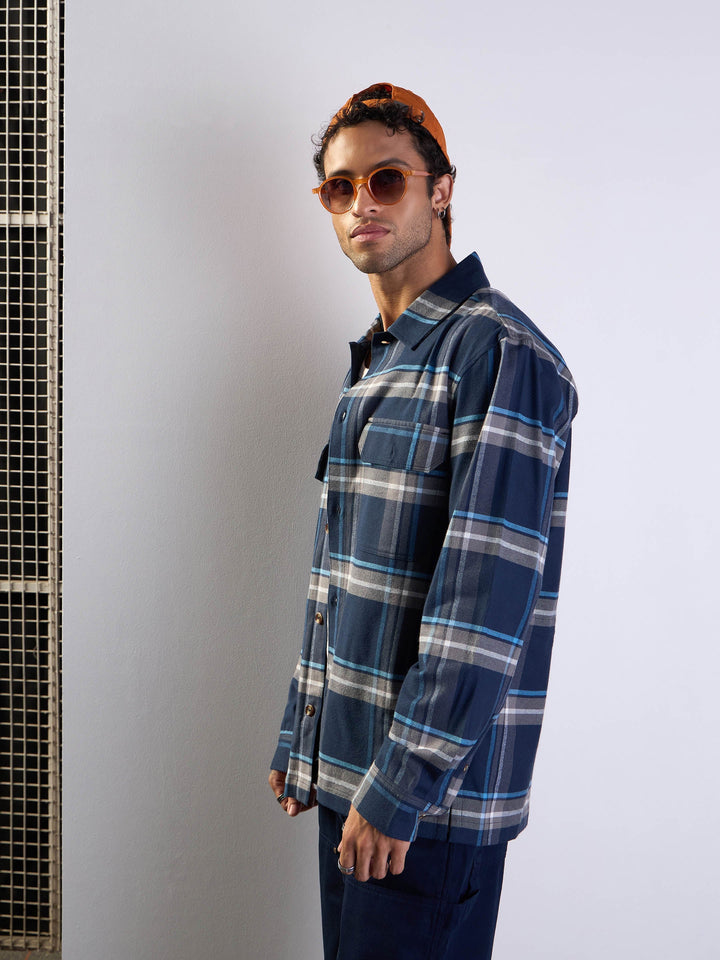 Men Navy &amp; Grey Check Side Pocket Shacket