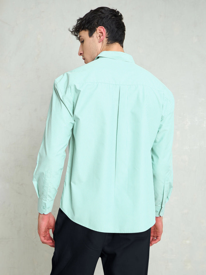 Men Green &amp; White Stripes Basic Relax Fit Shirt