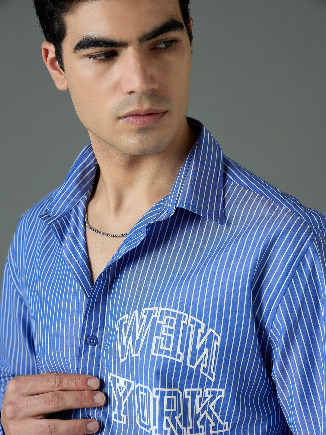 Men Navy &amp; White New York Relax Fit Shirt