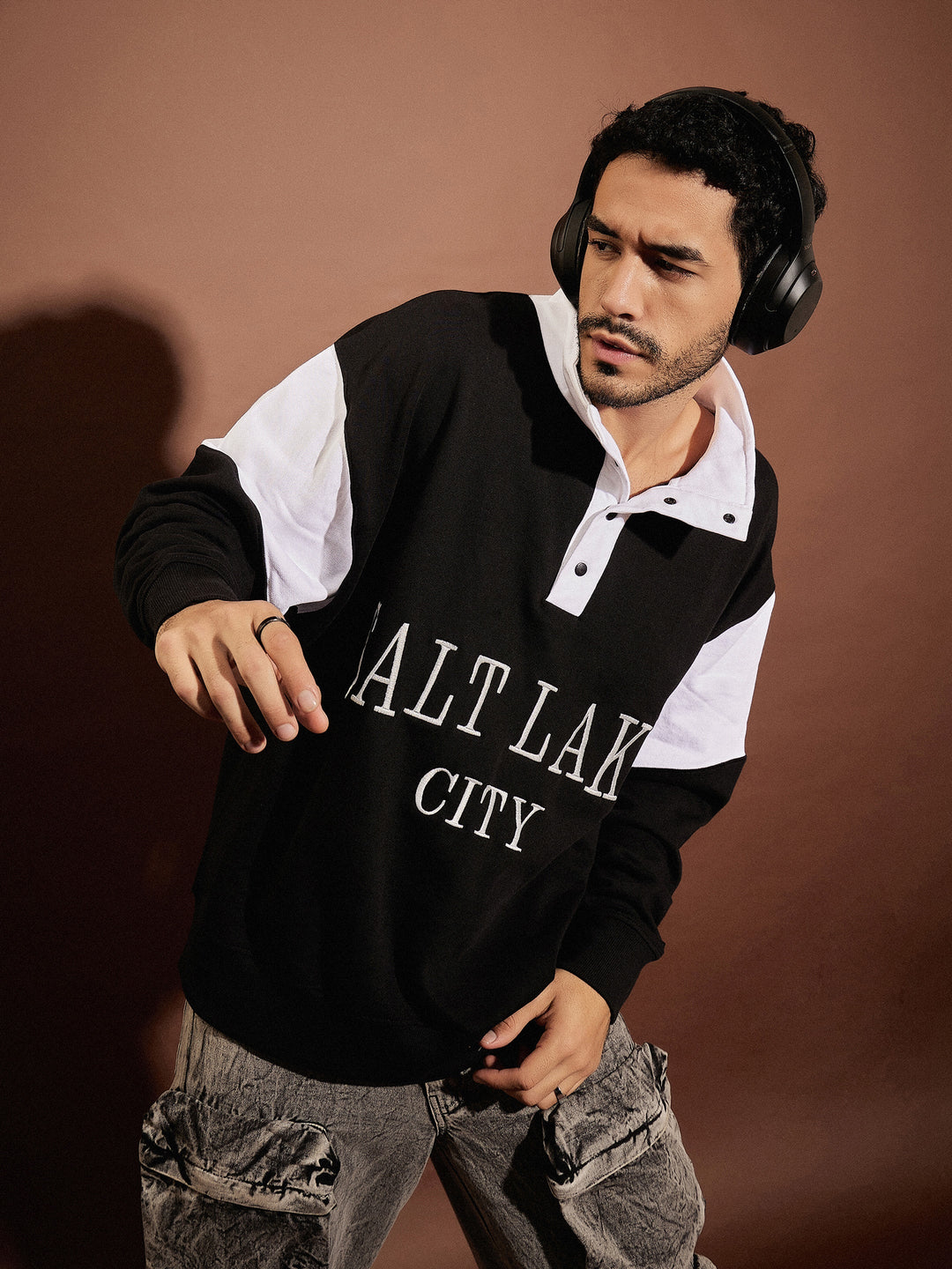 Men White &amp; Black SALT LAKE Front Button Sweatshirt
