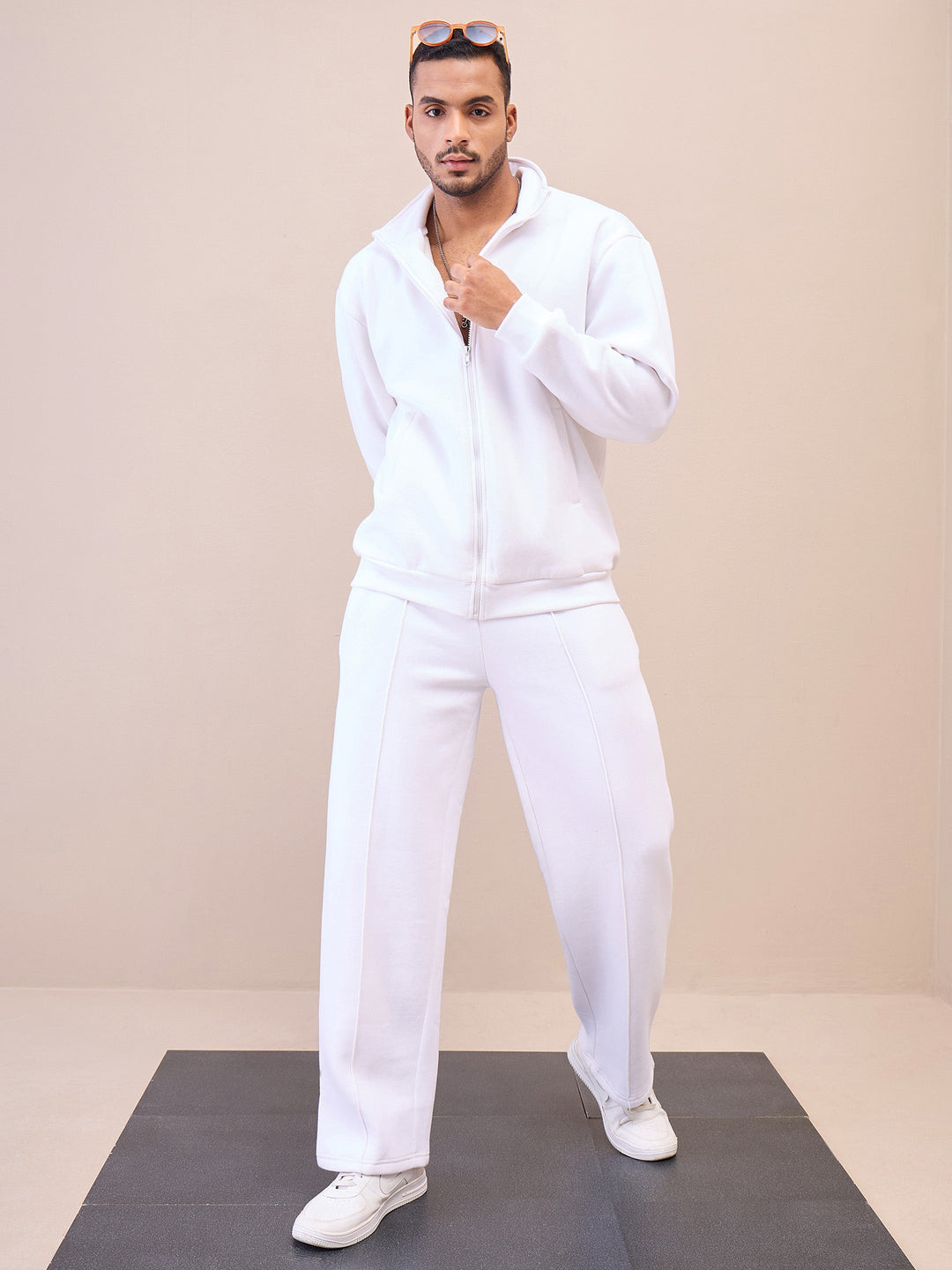 Men White Front Zipper Oversize Sweatshirt With Sweatpants