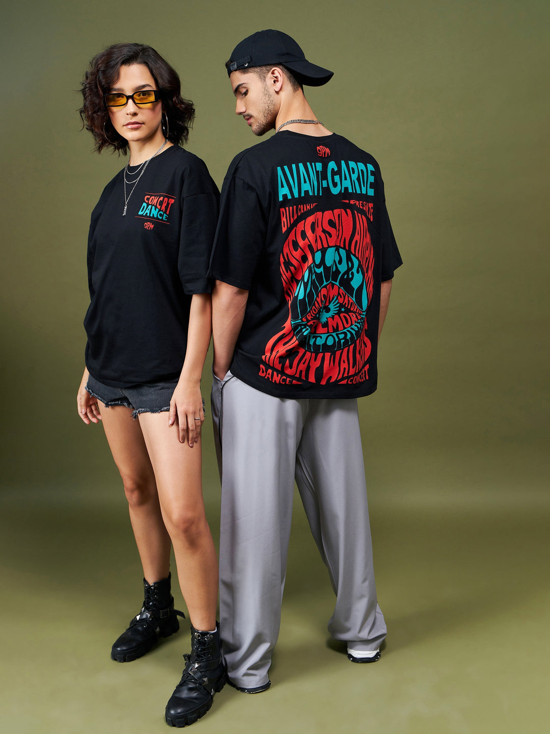 Unisex Black AVANT-GARDE Oversized T-Shirt