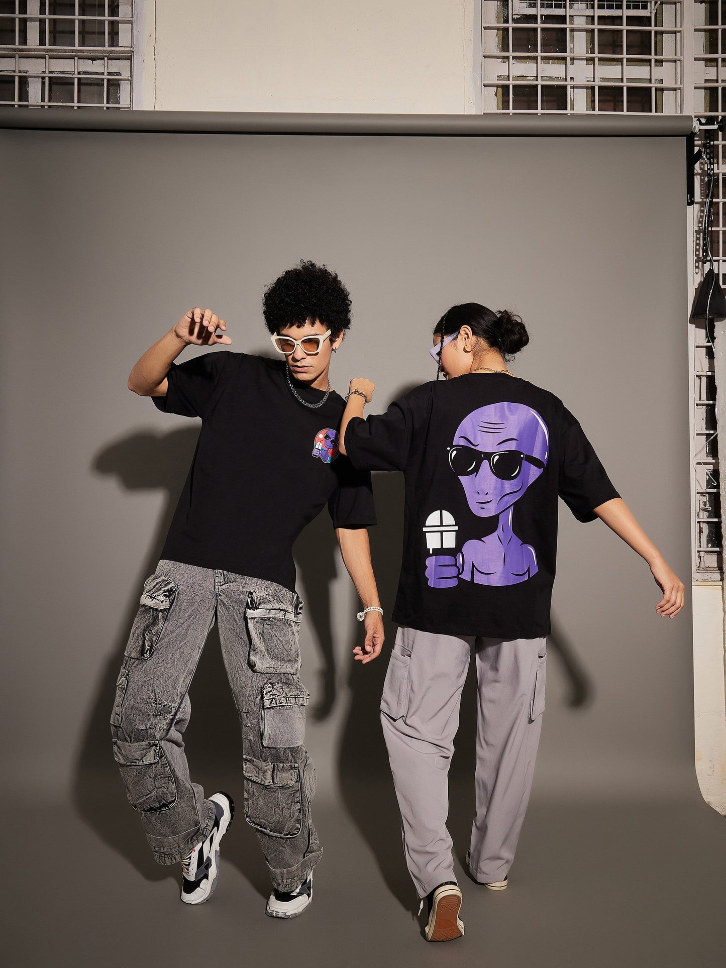 Unisex Black Alien Print Oversized T-Shirt