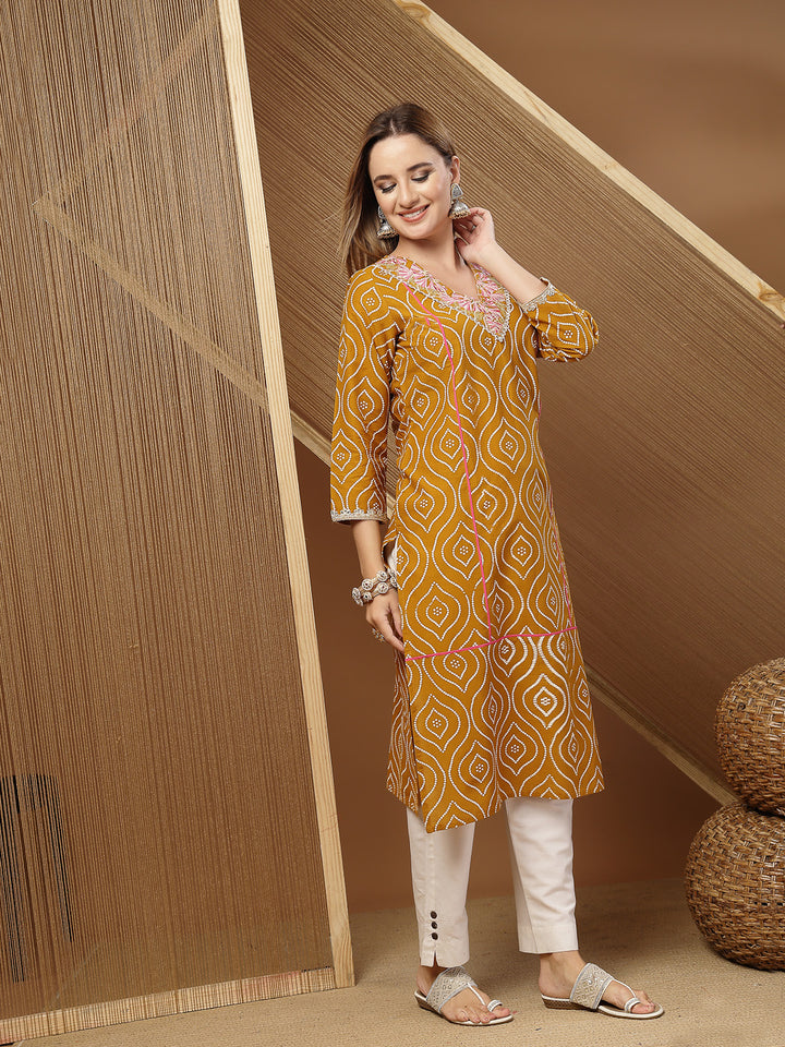 Bandhej Printed &amp; Embroidered Cotton Straight Kurta