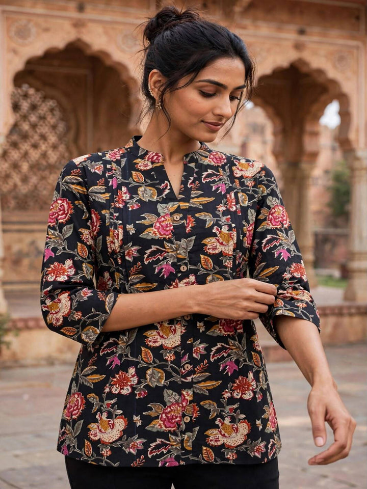 Floral Printed Cotton Pintuck Hip Length Top