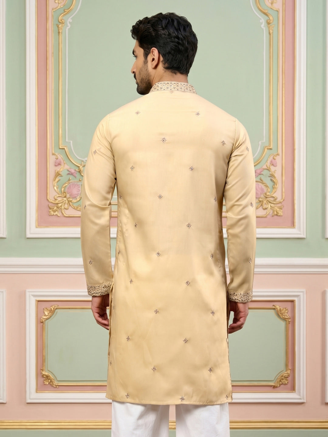 Men’S Silk Blend Embroidered Kurta
