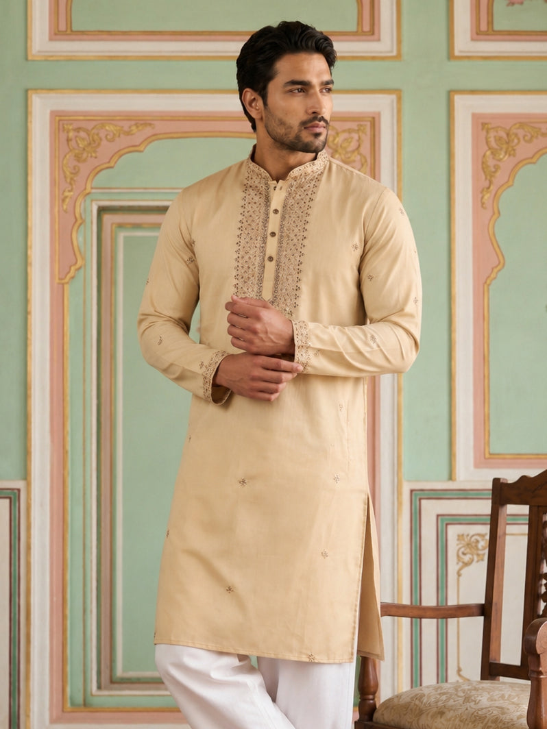 Men’S Silk Blend Embroidered Kurta
