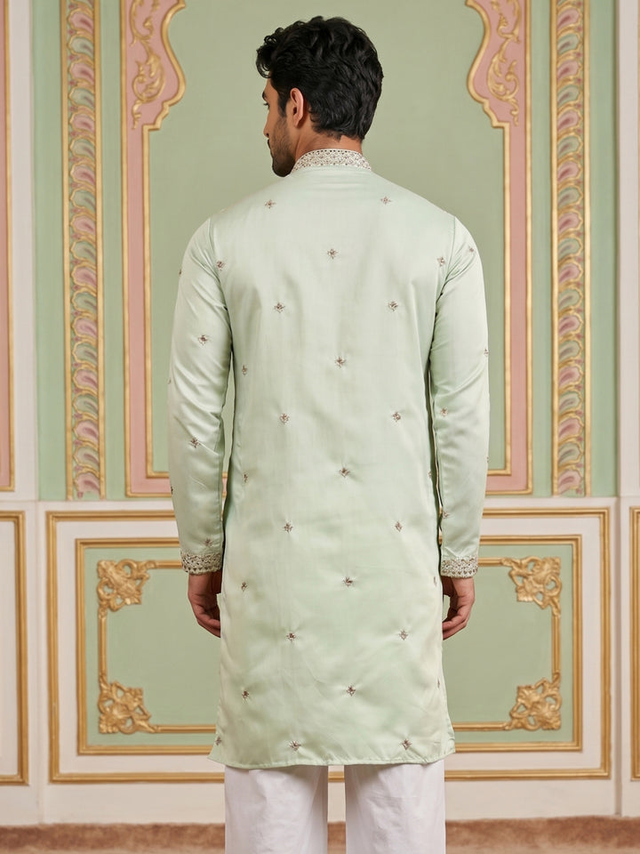 Men’S Silk Blend Embroidered Kurta