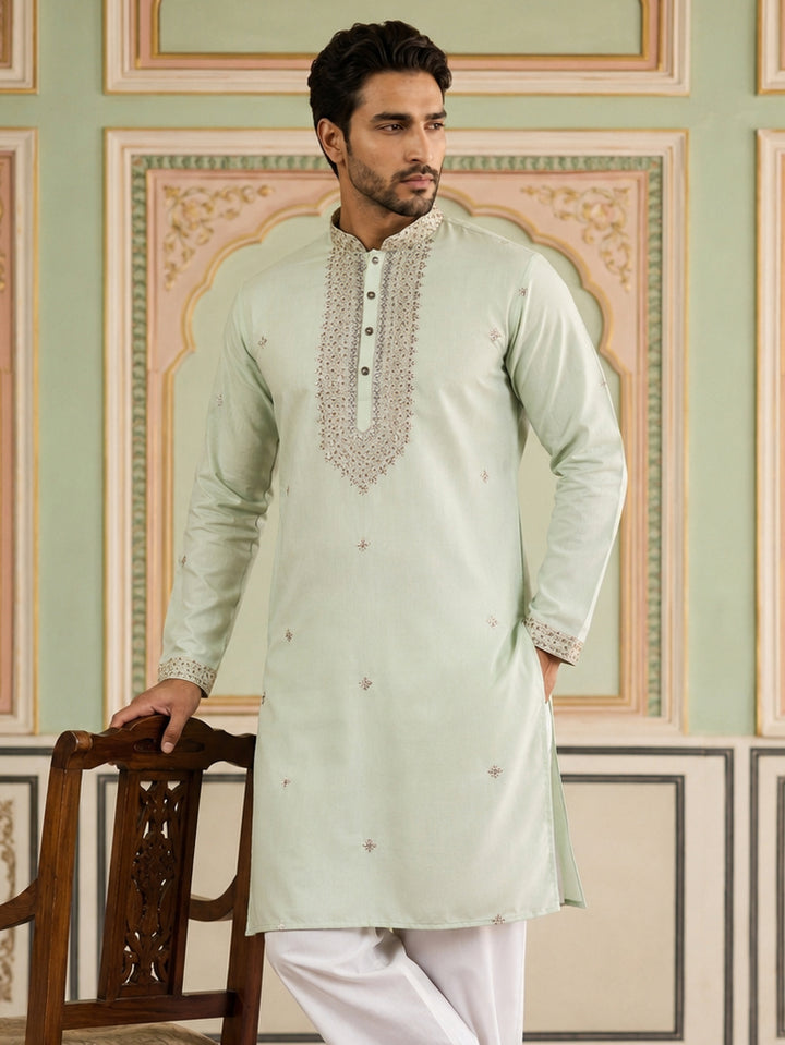 Men’S Silk Blend Embroidered Kurta