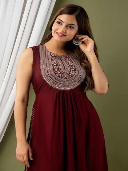 Rayon Calf Length Embroidered Straight Sleeveless Round Neck Kurta