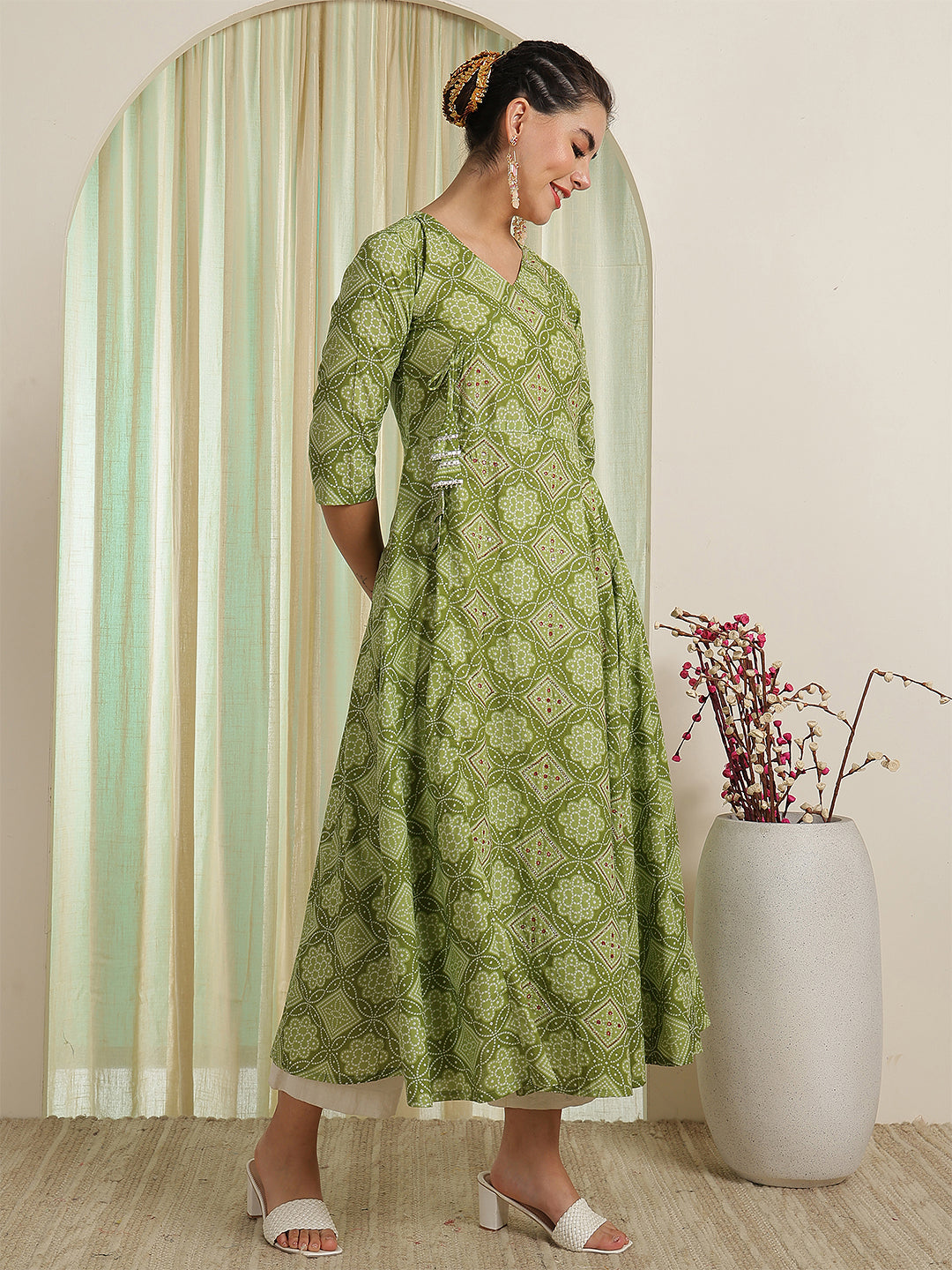 Bandhani Embroidered Mirror Work Anarkali Kurta