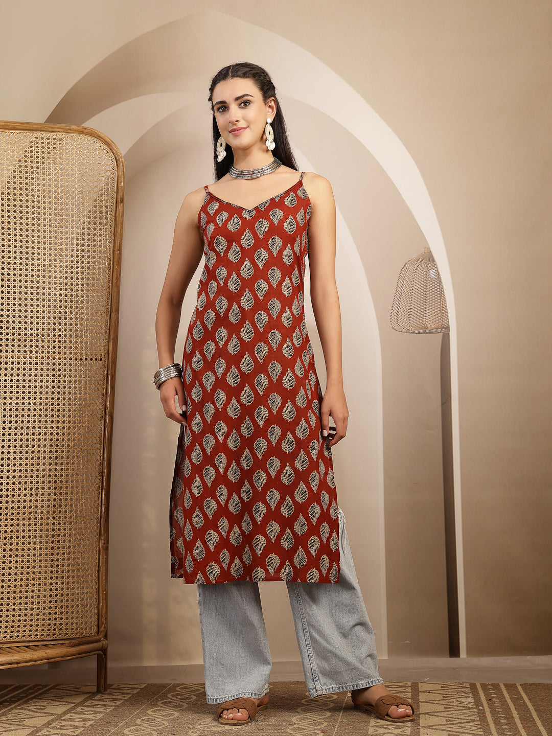 Ethnic Motif Printed Straight Kurti