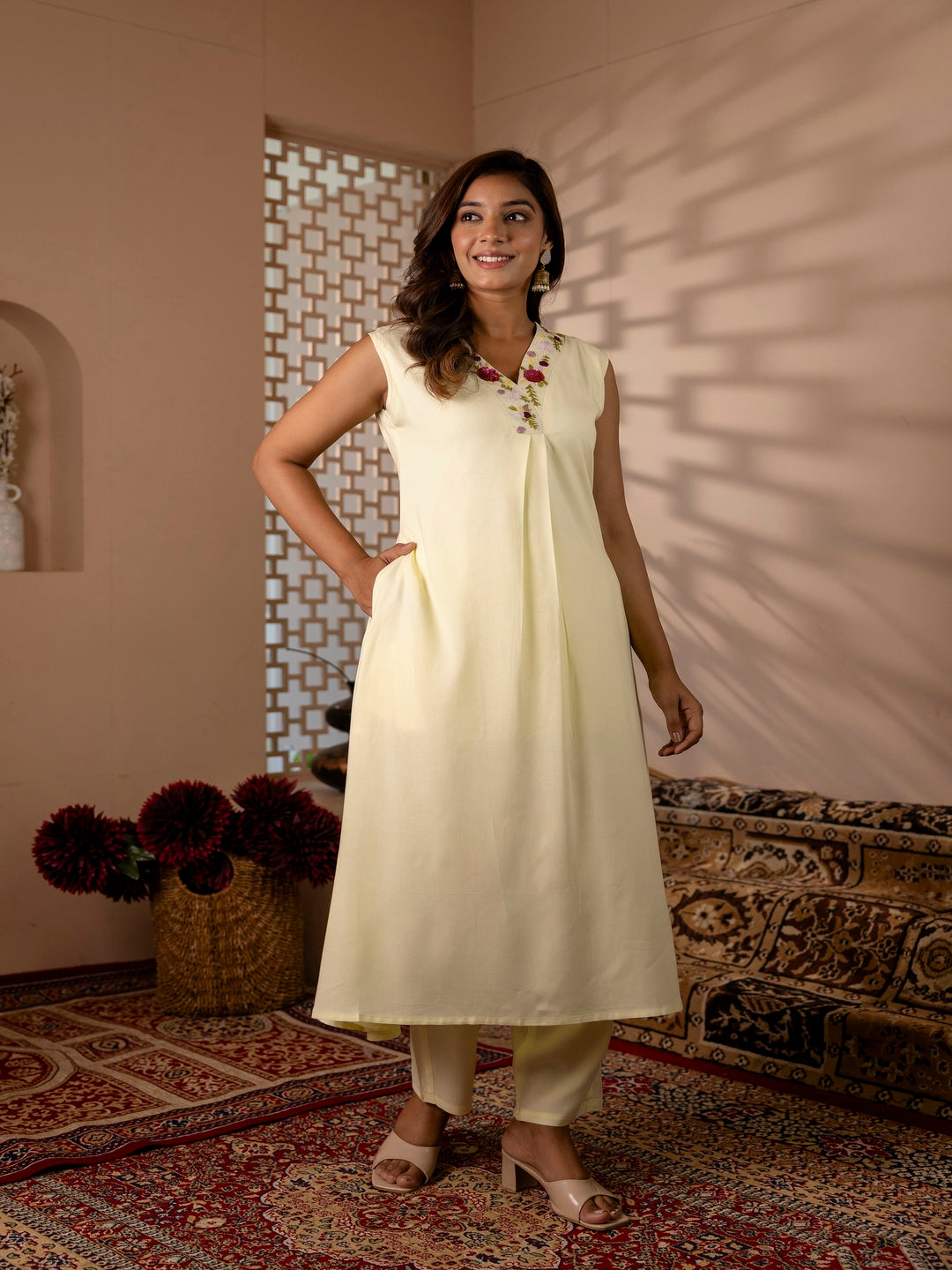 Hand Embroidery Kurta with Palazzo (OFFWHITE)