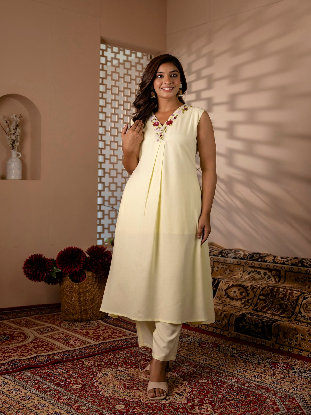 Hand Embroidery Kurta with Palazzo (OFFWHITE)