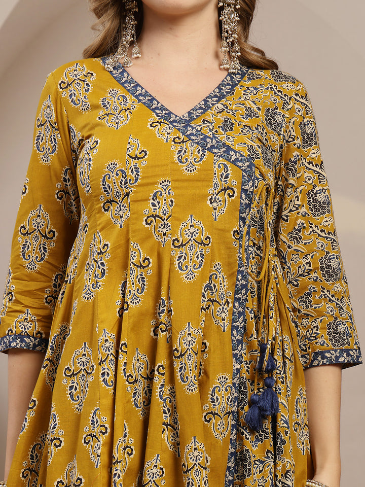 Printed Cotton Blend Anarkali Kurta Set With Dupatta