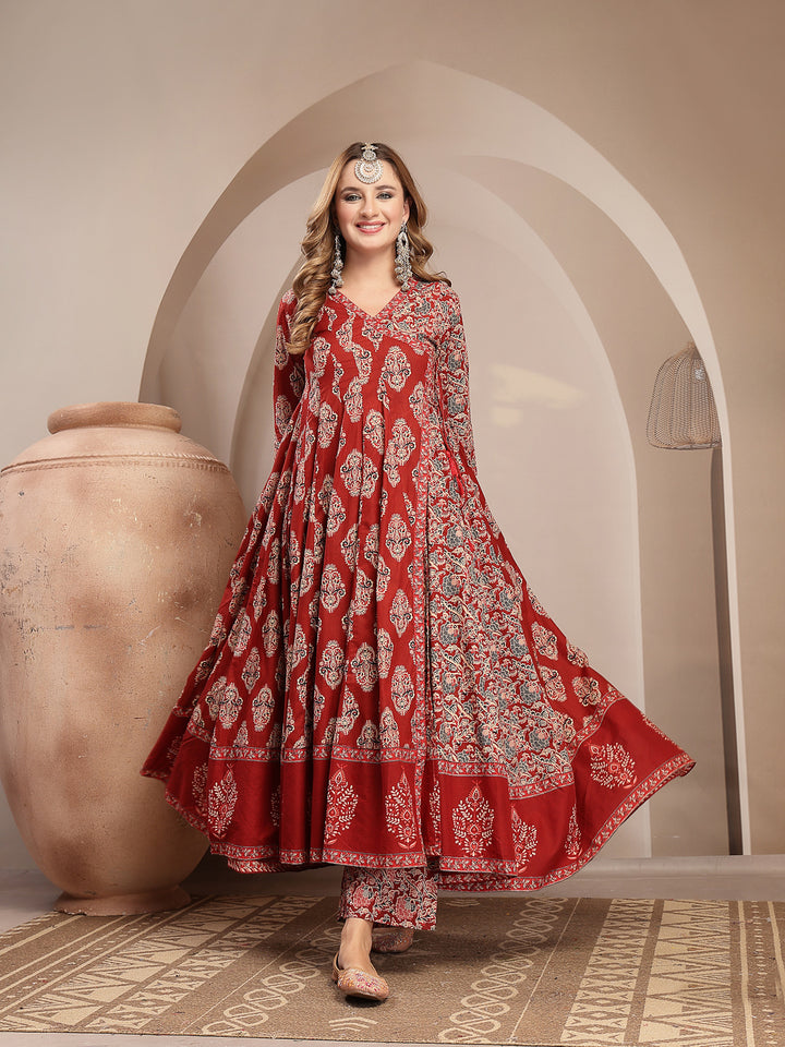 Printed Cotton Blend Anarkali Kurta Set With Dupatta