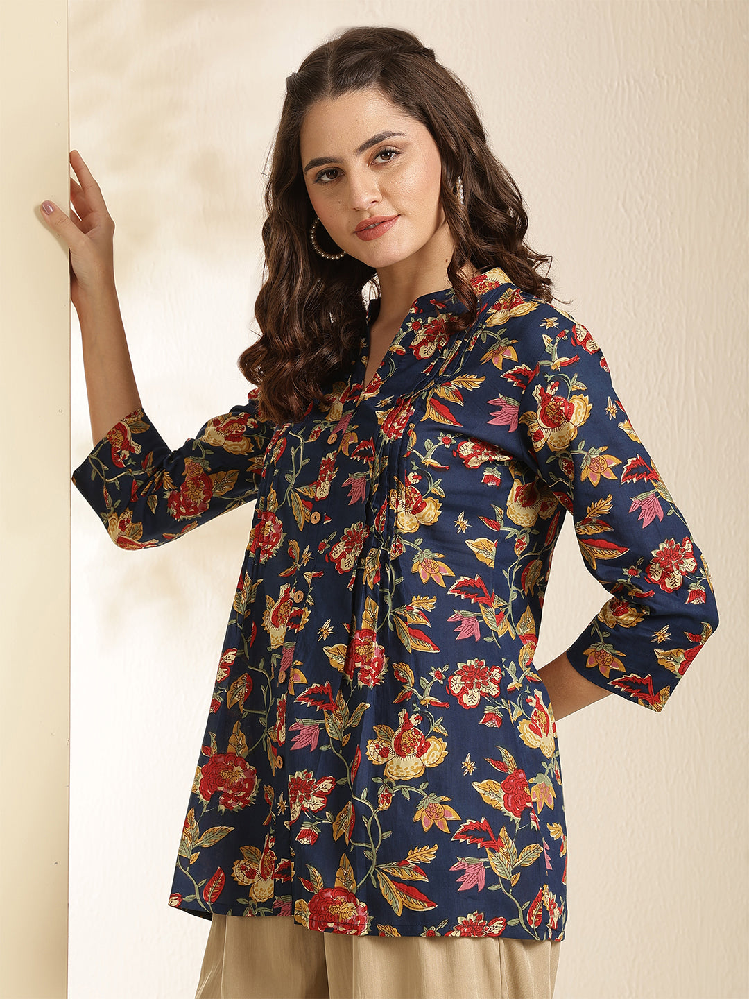 Floral Print Mandarin Collor Top