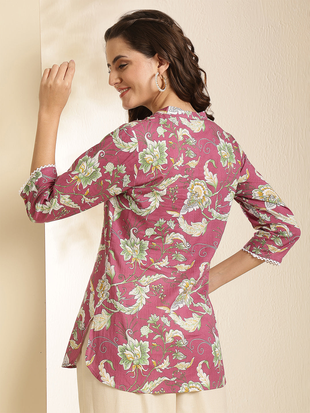 Floral Print V-Neck Regular Sleeves Top