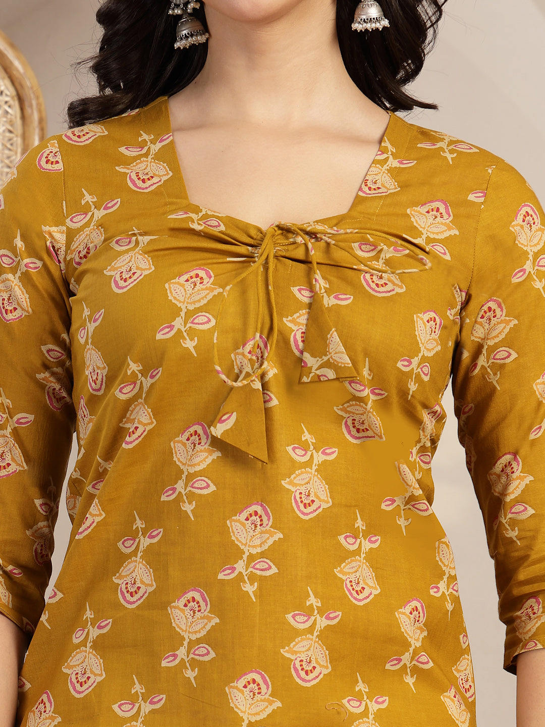 Printed Tie-Up Neck Top