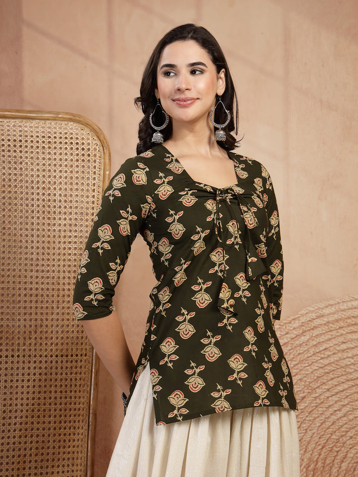 Printed Tie-Up Neck Top