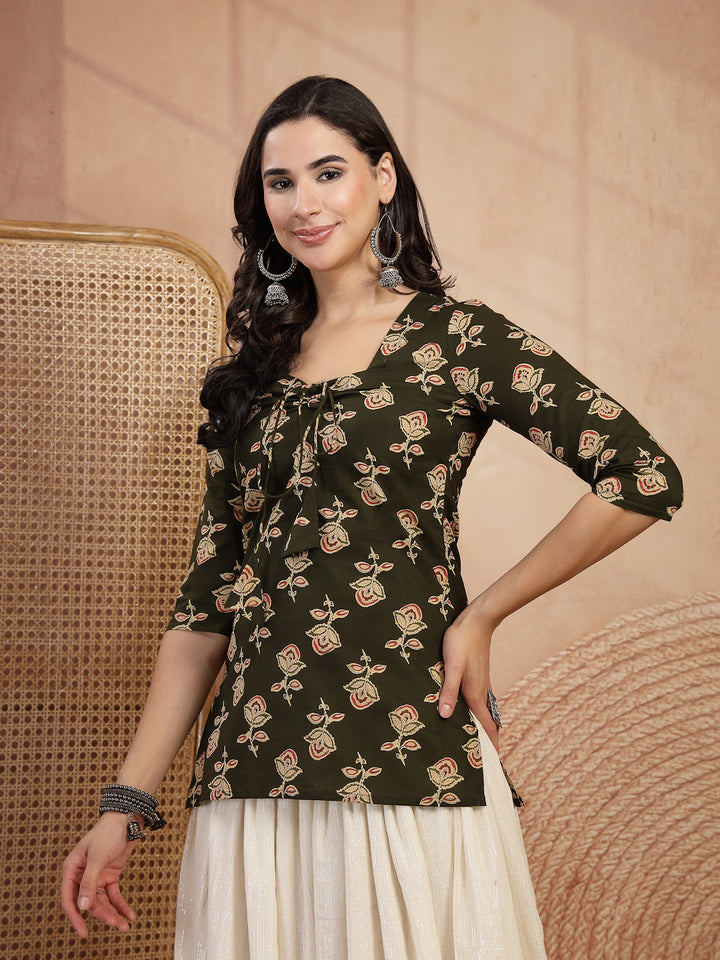 Printed Tie-Up Neck Top