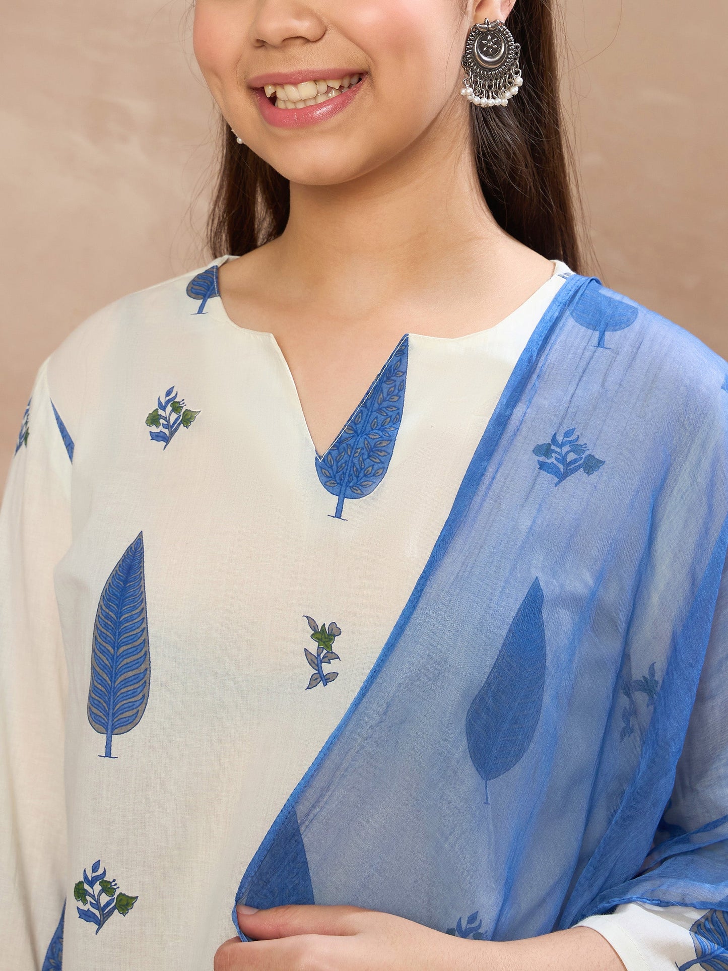 Girls White & Blue Floral Short Kurta With Salwar & Dupatta