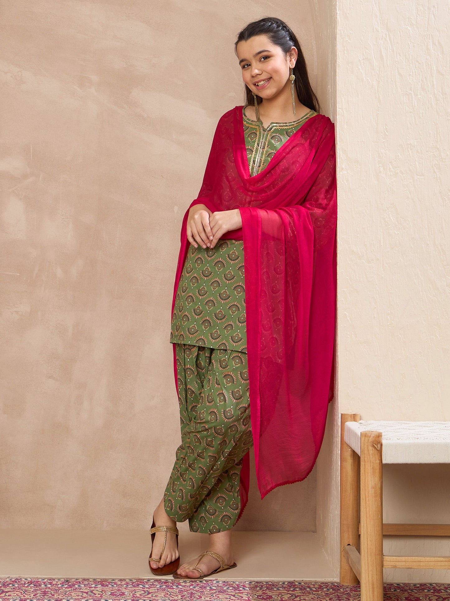 Girls Green Floral Short Kurta With Salwar