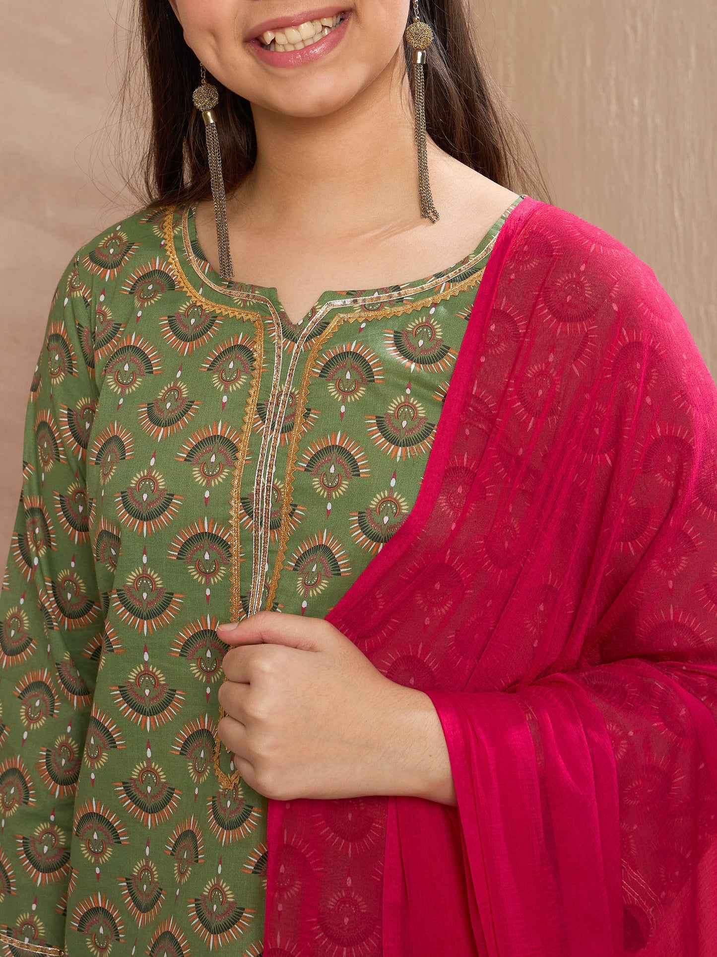 Girls Green Floral Short Kurta With Salwar