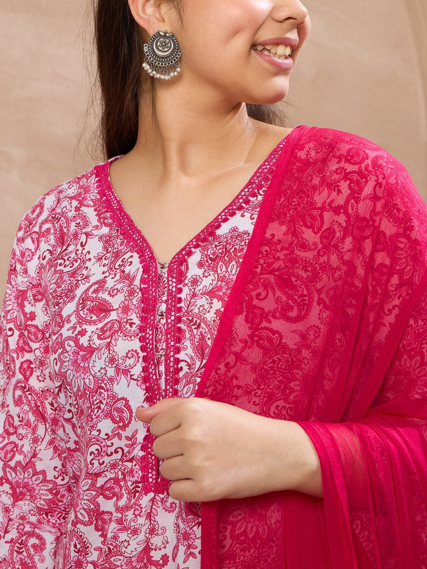 Girls White & Pink Short Kurta With Dhoti Pants & Dupatta