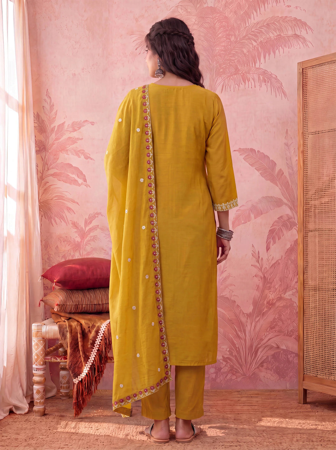 Straight Chanderi Silk Thared Work Kurta Trouser Dupatta Set