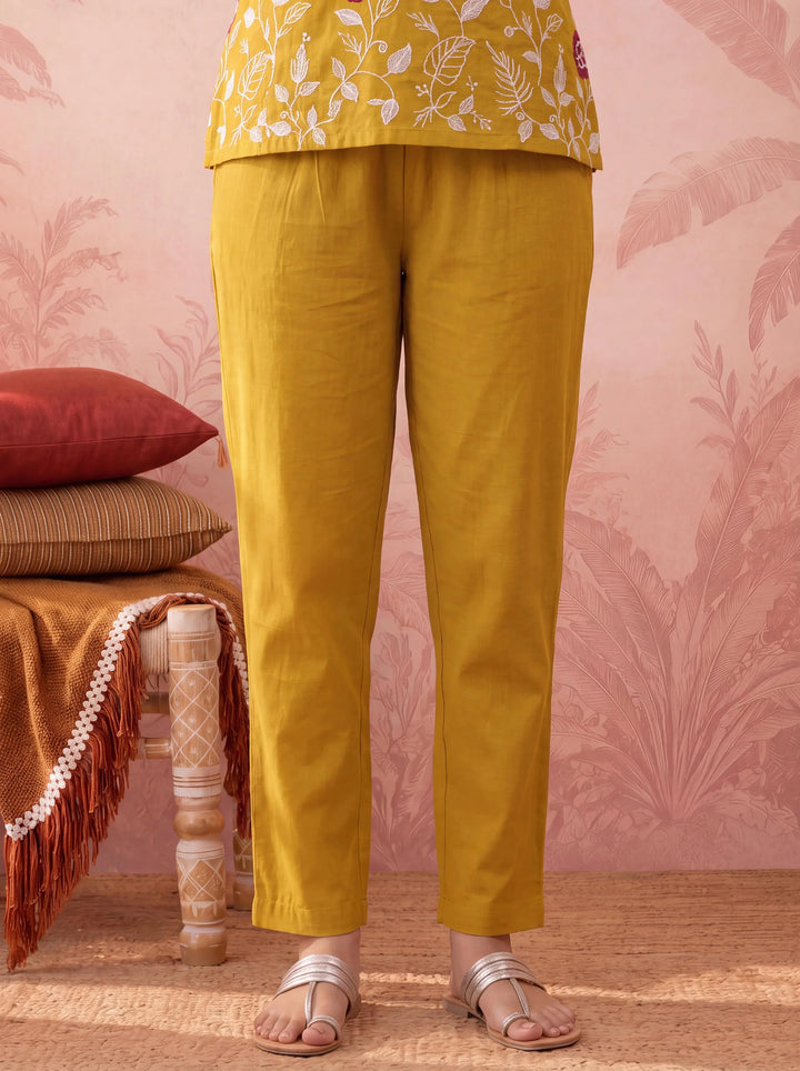Straight Chanderi Silk Thared Work Kurta Trouser Dupatta Set