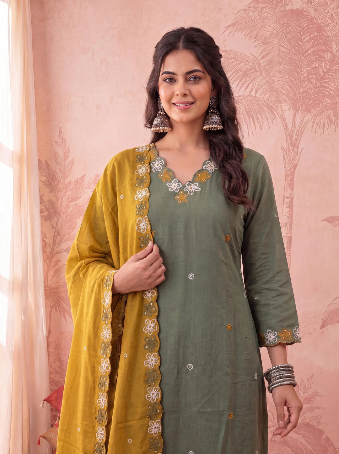 Straight Chanderi Silk Thared Work Kurta Trouser Dupatta Set