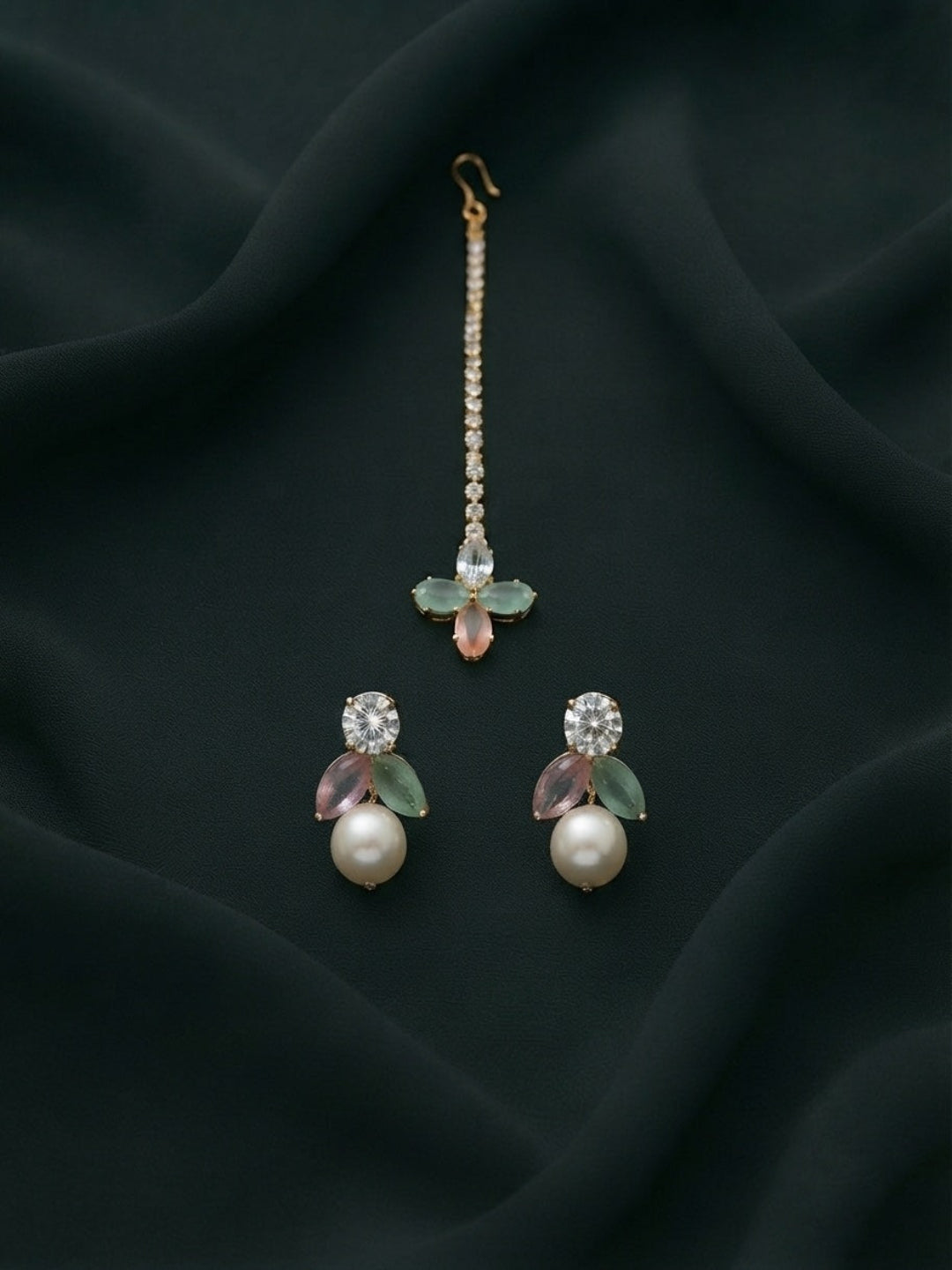 Mang Tikka & Earrings Combo Set For Women