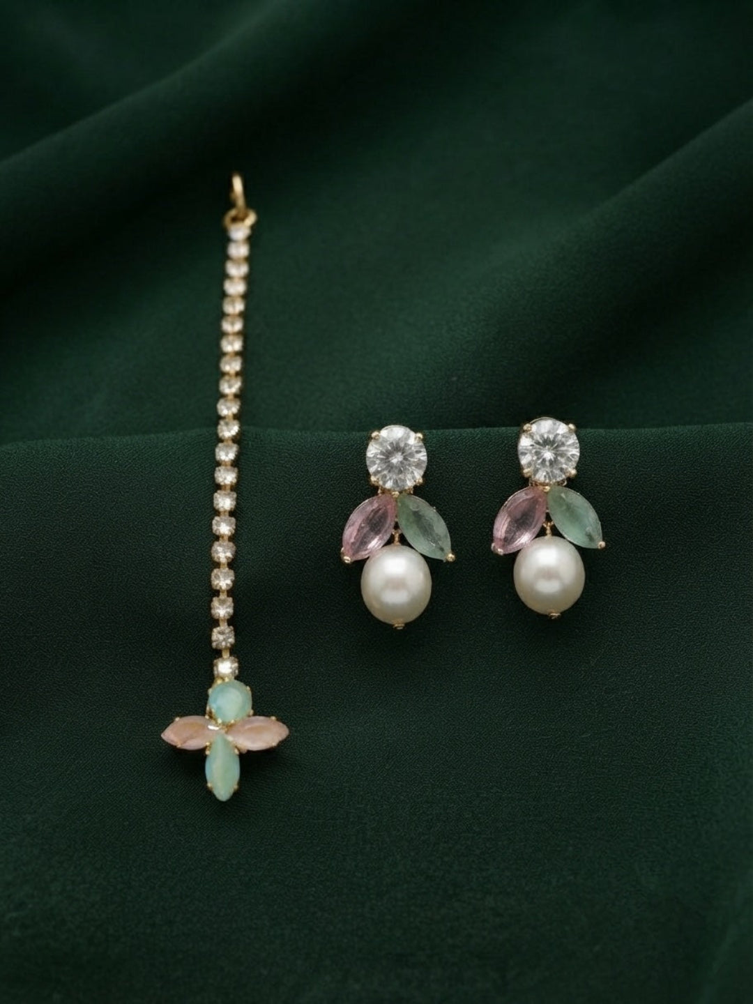 Mang Tikka & Earrings Combo Set For Women