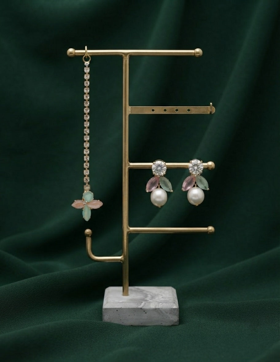 Mang Tikka & Earrings Combo Set For Women
