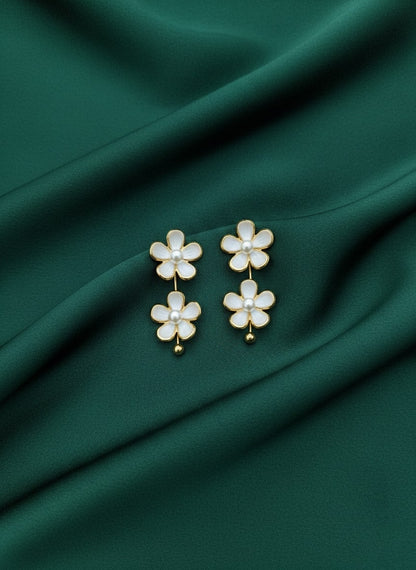 White & Golden Flower Earrings