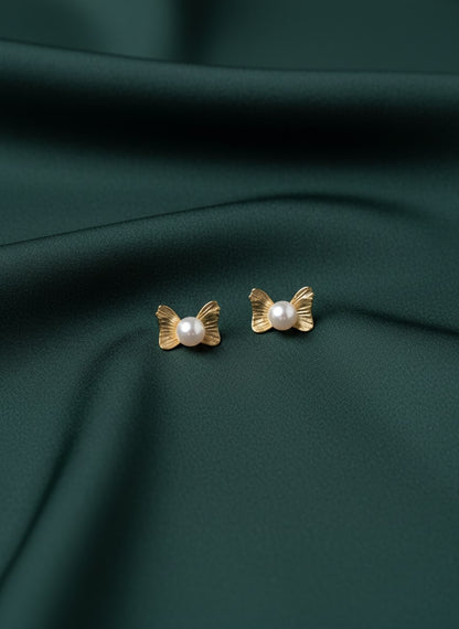 Fancy Bow With Beautiful Pearl Studs