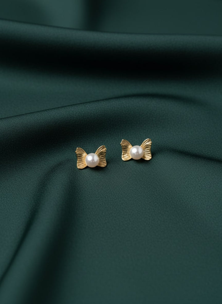 Fancy Bow With Beautiful Pearl Studs