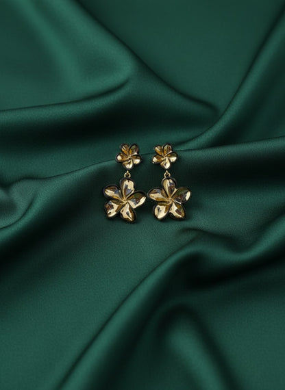 Flower Shaped Clasic Golden Drop Earrings