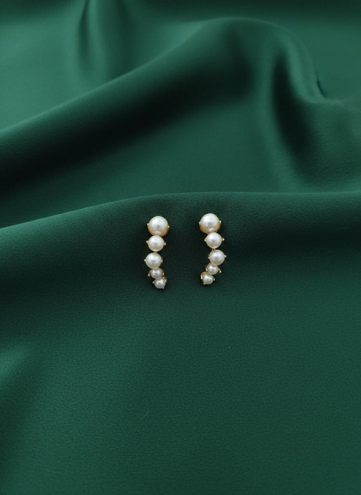 Beautiful Pearl Drop Earring