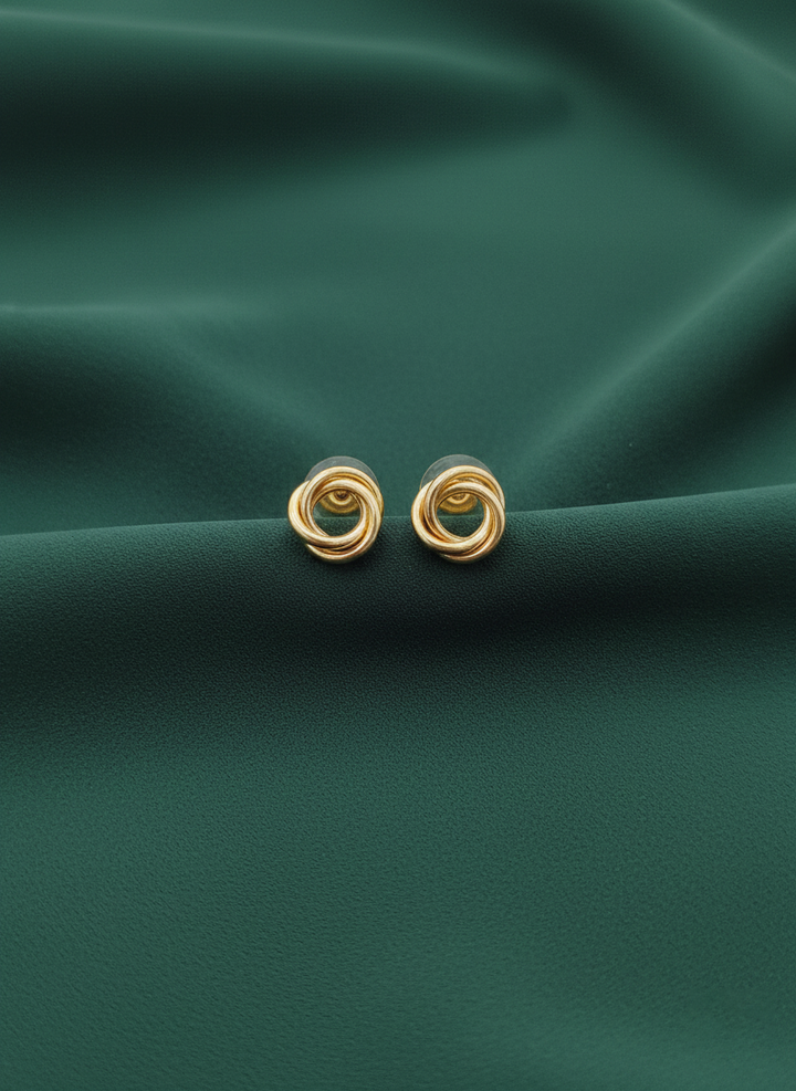 Classic Daball ring studs