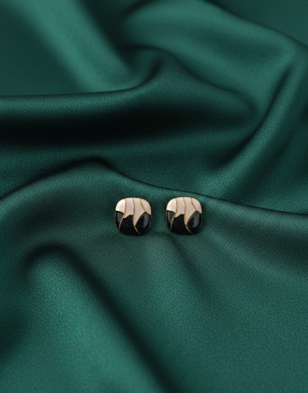 White & Black Fancy Studs