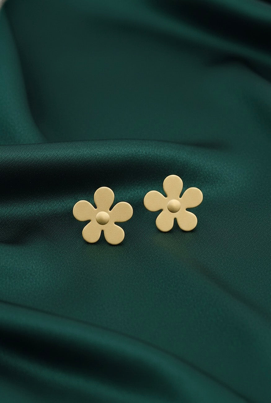 Beautiful Flower shaped Earrings