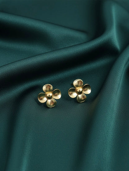 Beautiful Flower shaped Earrings