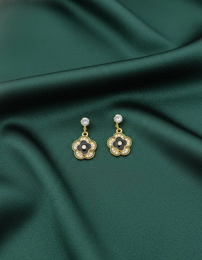 Beautiful Golden Flower Shaped Earrings