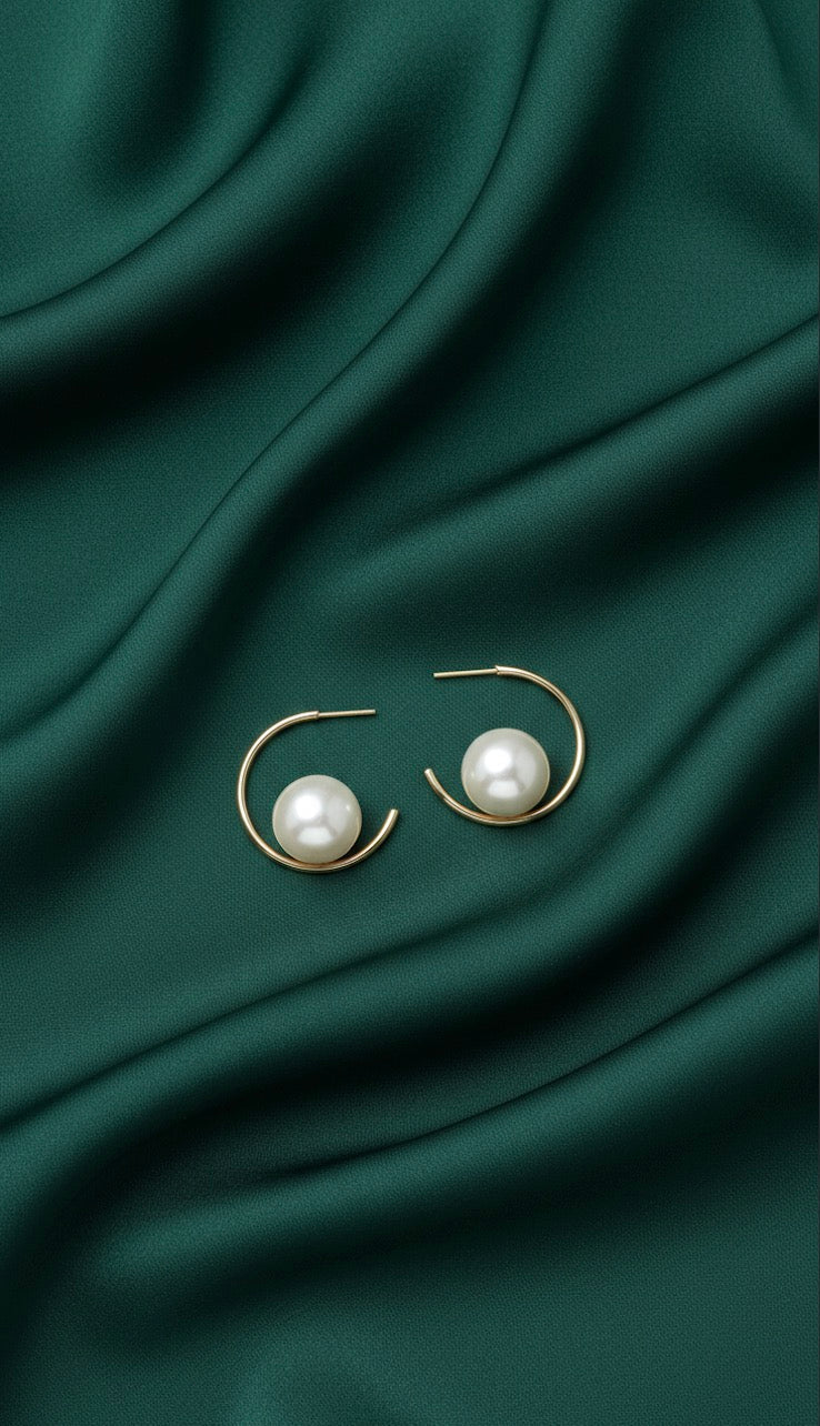 Women Gold Plated Half Circular Pearl Earring